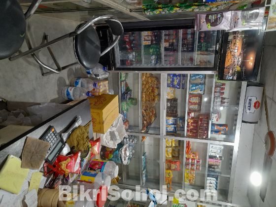 দোকানের ডেকোরেশন